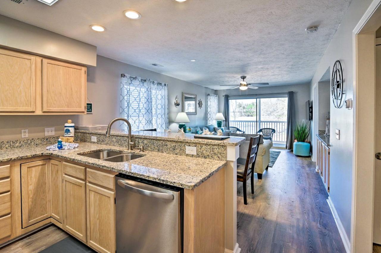 Swim, Golf, Play - Beachy River Oaks Condo! 미를 비치 외부 사진